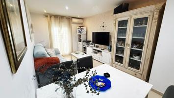 Piso amueblado listo para entrar a vivir, con terraza de 16m2 cerca del tranvía. photo 0