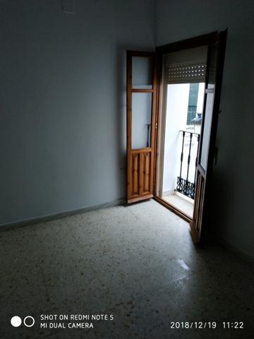 Se vende edificio con muchas posibilidades photo 0