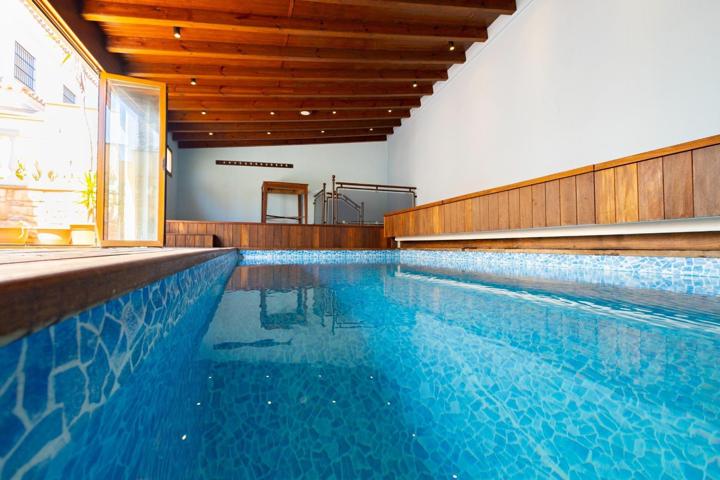 ¡¡MARAVILLOSO CHALET CON PISCINA A 120 METROS DE LA PLAYA!! photo 0