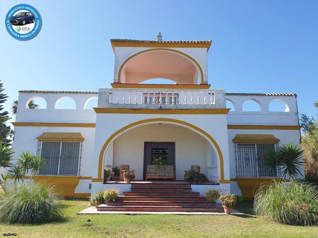 Chalet de Ensueño con Vistas al Mar y Versatilidad Única photo 0