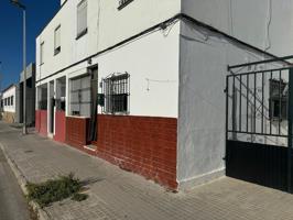 VIVIENDA EN PLANTA BAJA CON ENTRADA INDEPENDIENTE EN UNA ZONA MARINERA (BONANZA) photo 0