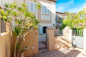 CHALET ADOSADO EN RADAZUL photo 0