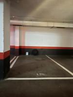 🔐 Plaza de garaje en alquiler – Ubicación céntrica photo 0