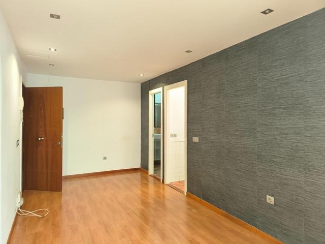 VIVIENDA EN PLENO CORAZÓN DE SANTA CRUZ photo 0