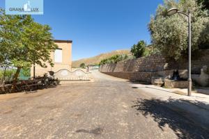 Venta de 6.634 m2 de suelo urbano en Güejar Sierra (Granada) photo 0