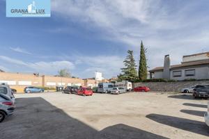 ¡Oportunidad única! Solar en venta en Churriana de la Vega photo 0