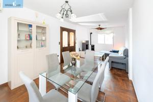 ¿Estas buscando una vivienda amplia y luminosa, con magnificas calidades y con buena ubicacion? photo 0