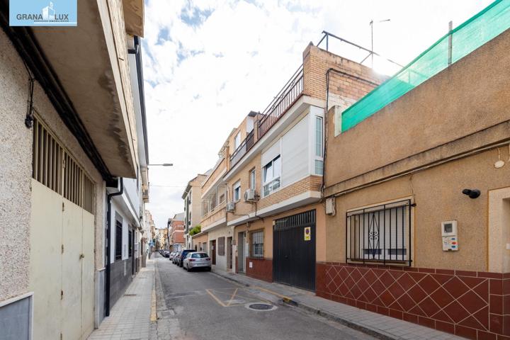 Casa de 2 plantas con terraza solárium y apartamento independiente en el Zaidín photo 0