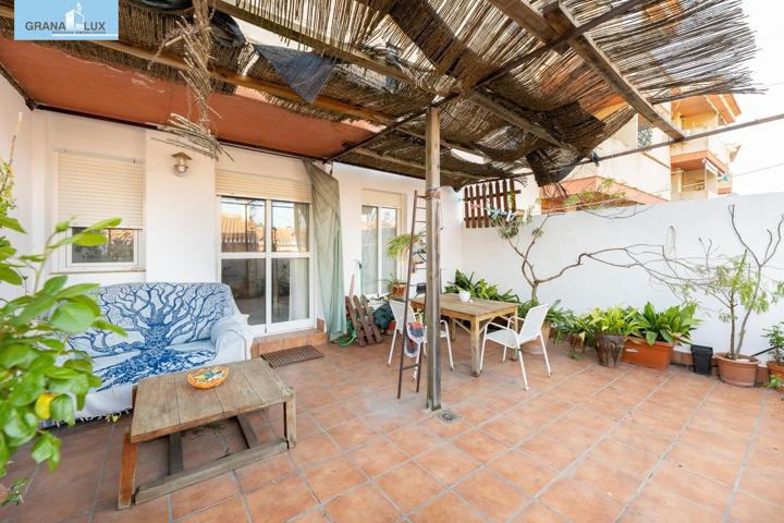 Piso de dos dormitorios con maravillosa terraza photo 0