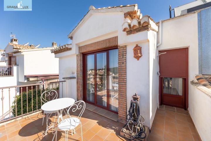 Venta de casa pareada en Granada (Zona Ctra. de la Sierra) photo 0