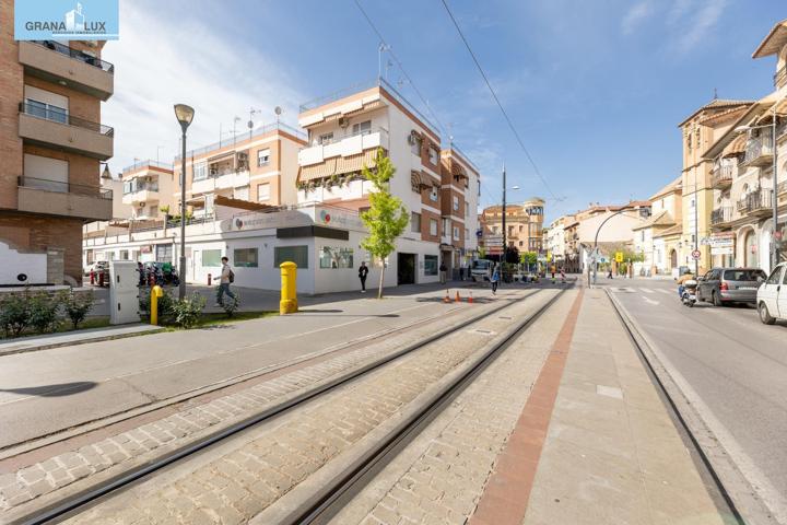 ¡PISO DE 3 DORMITORIOS EN ARMILLA A PIE DE METRO! photo 0