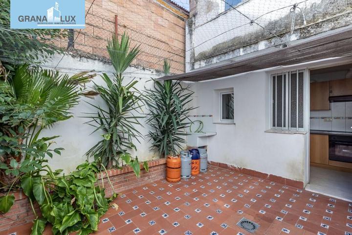 🏡 Adosado con dos viviendas independientes en Armilla – ¡Ideal para vivir o invertir! photo 0