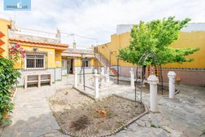 Oportunidad única en El Jau (Santa Fe): Casa en planta baja con espectacular patio photo 0