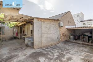 ¡MAGNIFICO SOLAR URBANO EN ALBOLOTE, CON INFINIDAD DE POSIBILIDADES! IDEAL PARA PROMOTORES photo 0