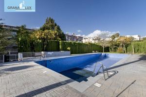 Fantástico piso en urbanización Loma verde con 3 habitaciones, terraza y piscina comunitaria. photo 0