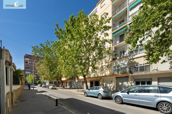 OPORTUNIDAD!! Piso de tres dormitorios en Vergeles photo 0