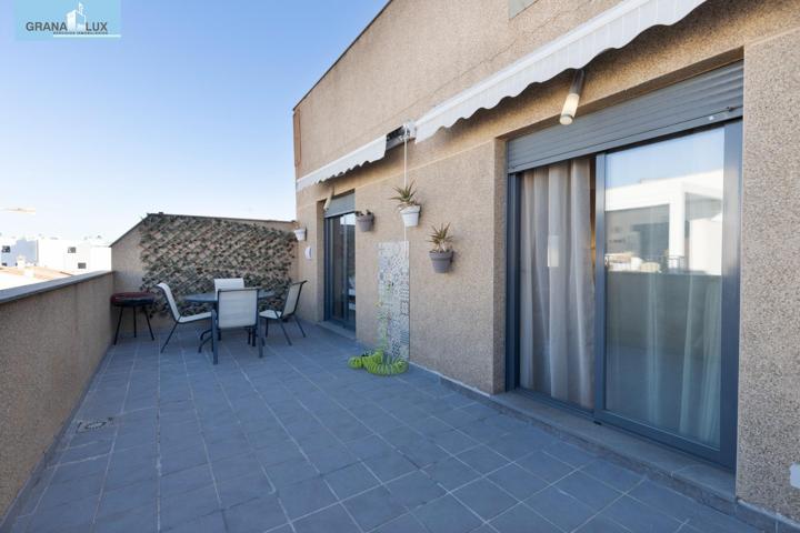 Ático exclusivo con gran terraza, garaje y trastero — listo para entrar a vivir photo 0