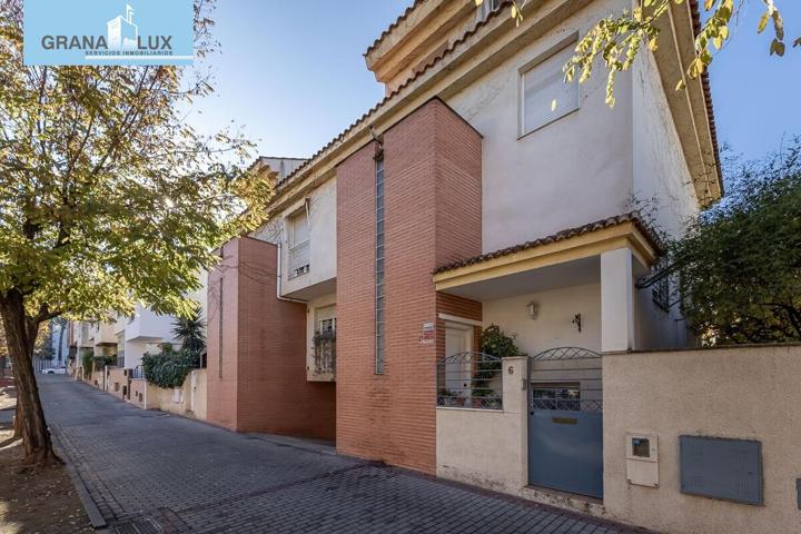 Casa en Armilla, junto al CC Nevada. photo 0