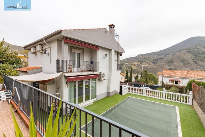 Chalets con piscina y zonas verdes en los Pinillos photo 0