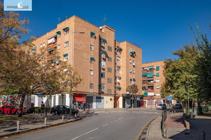 Amplio y Acogedor Piso en el Corazón de Zaidín, Granada photo 0