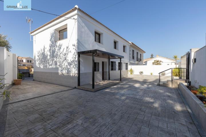ESPECTACULAR CHALET PAREADO EN LA ZUBIA photo 0