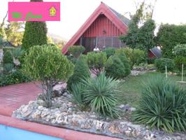 CHALET EN SITIO PRIVILEGIADO,CON  MUCHO TERRENO.PRECIO NEGOCIABLE photo 0