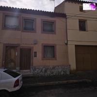 CASA DE PUEBLO CON AMPLIO CORRAL Y 5 HABITACIONES EN CETINA photo 0