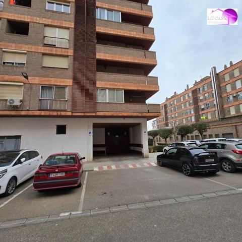 SE VENDE PLAZA DE GARAJE EN CALATAYUD ZONA IES LEONARDO DE CHABACIER photo 0