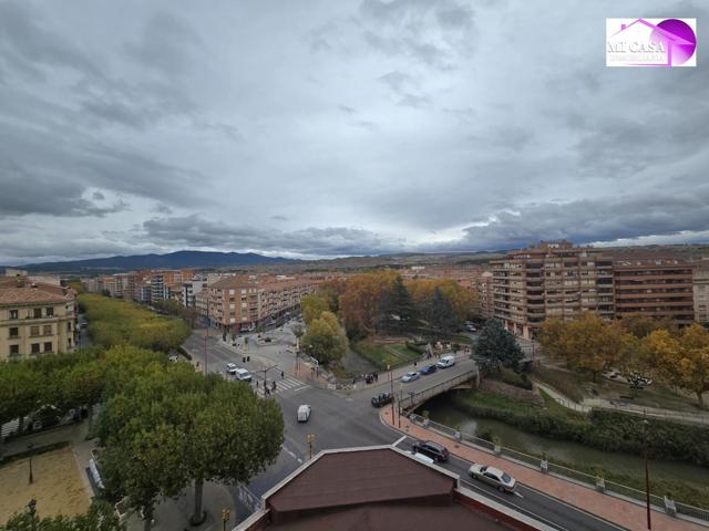 PISO CON VISTAS Y GARAJE EN EL CORAZON DE CALATAYUD photo 0