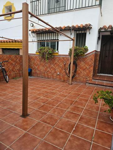 ¡Descubre tu nuevo hogar en este adosado de 185 metros cuadrados en Taraguilla! photo 0