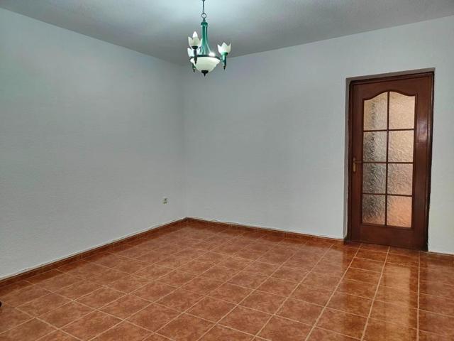 UNA CASA CON ENCANTO EN LA ZONA MÁS TRANQUILA DE LOS BARRIOS photo 0