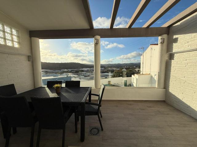 ESTUPENDO ADOSADO REFORMADO EN TARAGUILLA photo 0