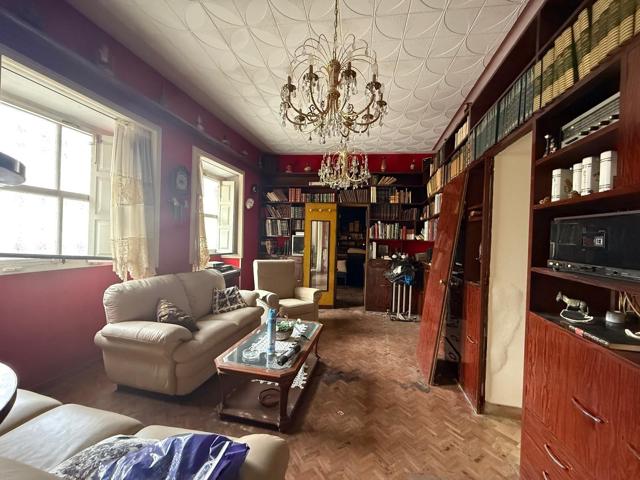 JOYA URBANA FRENTE AL PARQUE MARÍA CRISTINA photo 0