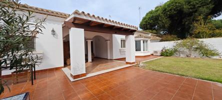 Chalet en Cota Sancti Petri photo 0