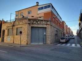Oportunitat única: Casa Cantonera amb 2 magatzems, possibilitat de 4 habitatges independents. photo 0