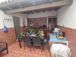 PISO EN VENTA EN EL CENTRO DE SAN FERNANDO CON PATIO PRIVADO photo 0