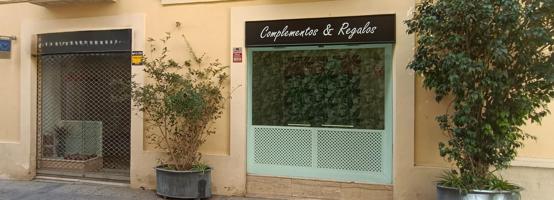 LOCAL MUY COMERCIAL Y CENTRICO. ¡¡ OPORTUNIDAD PARA INVERSORES !! photo 0