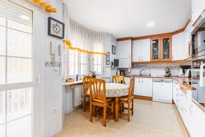 Chalet adosado en Torrejón de Velasco photo 0