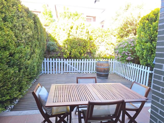 ADOSADO EN VENTA photo 0