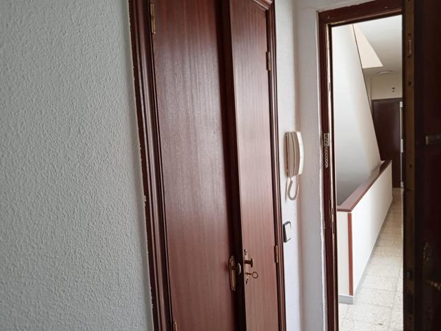 PISO EN ALQUILER photo 0