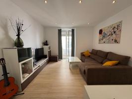 Precioso apartamento en finca con ascensor photo 0