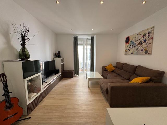 Precioso apartamento en finca con ascensor photo 0