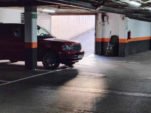 Plaza de Garaje en Florencia photo 0