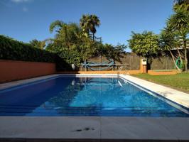 CHALET PAREADO CON PISCINA PROPIA EN URB. EL AGUILA photo 0