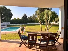 GRAN CHALET CON PISCINA PARA ALQUILER ANUAL photo 0