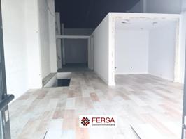 ALQUILER DE LOCAL COMERCIAL CON SOTANO EN PARQUE DEL VINO FINO photo 0
