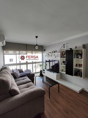 PRECIOSO PISO EN VENTA RECIÉN REFORMADO photo 0