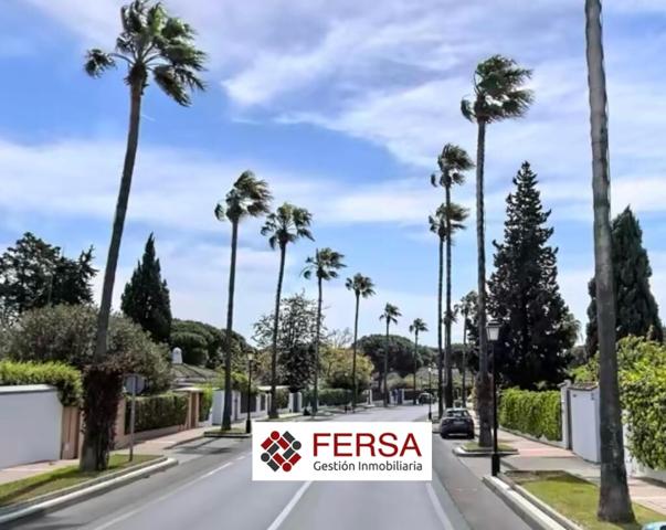VENTA CHALET EN VISTAHERMOSA DE 532 M2 Y 1.605 M2 PARCELA photo 0