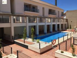APARTAMENTO-DÚPLEX CON TERRAZA Y PISCINA photo 0