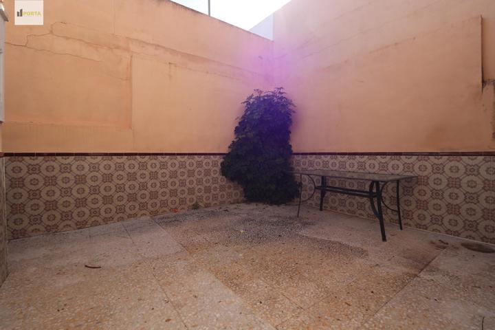 URBANA. INSCRITA. SIN HISTORIAS photo 0